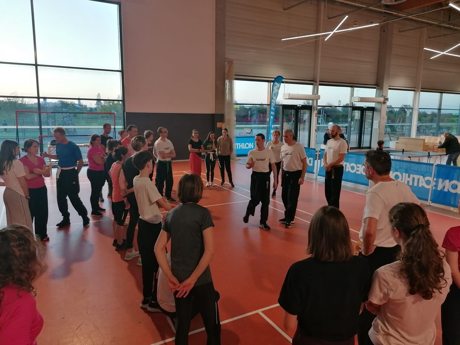 Exercice pratique de self-défense proche d'Hérouville-Saint-Clair